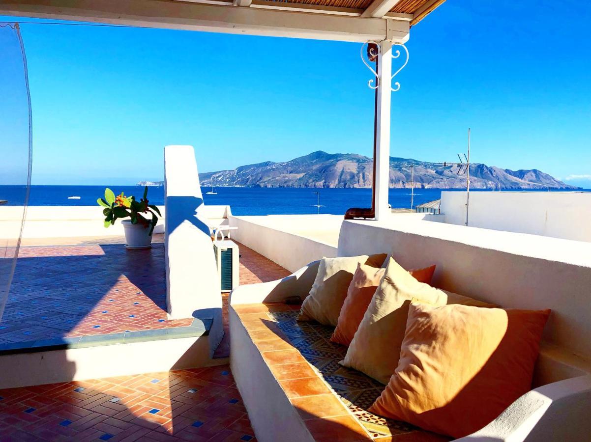 Bed and Breakfast Antica Dimora Санта-Марина-Салина Экстерьер фото