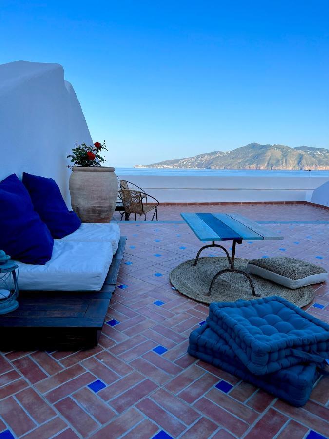 Bed and Breakfast Antica Dimora Санта-Марина-Салина Экстерьер фото